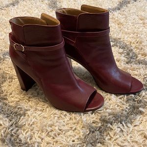 Banana Republic Bootie - Size 7.5